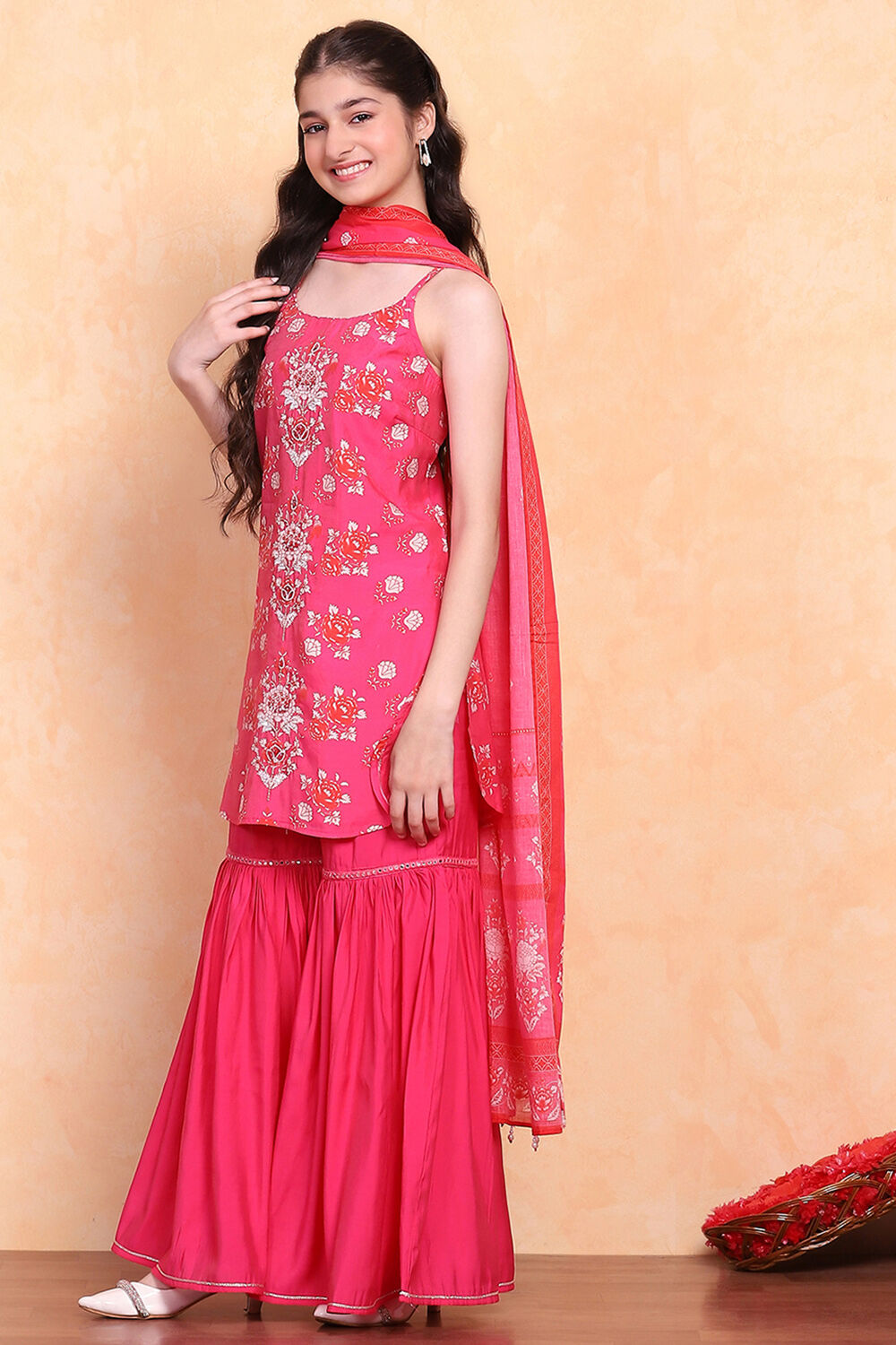 Pink Floral Printed Straight Suit Set image number 3