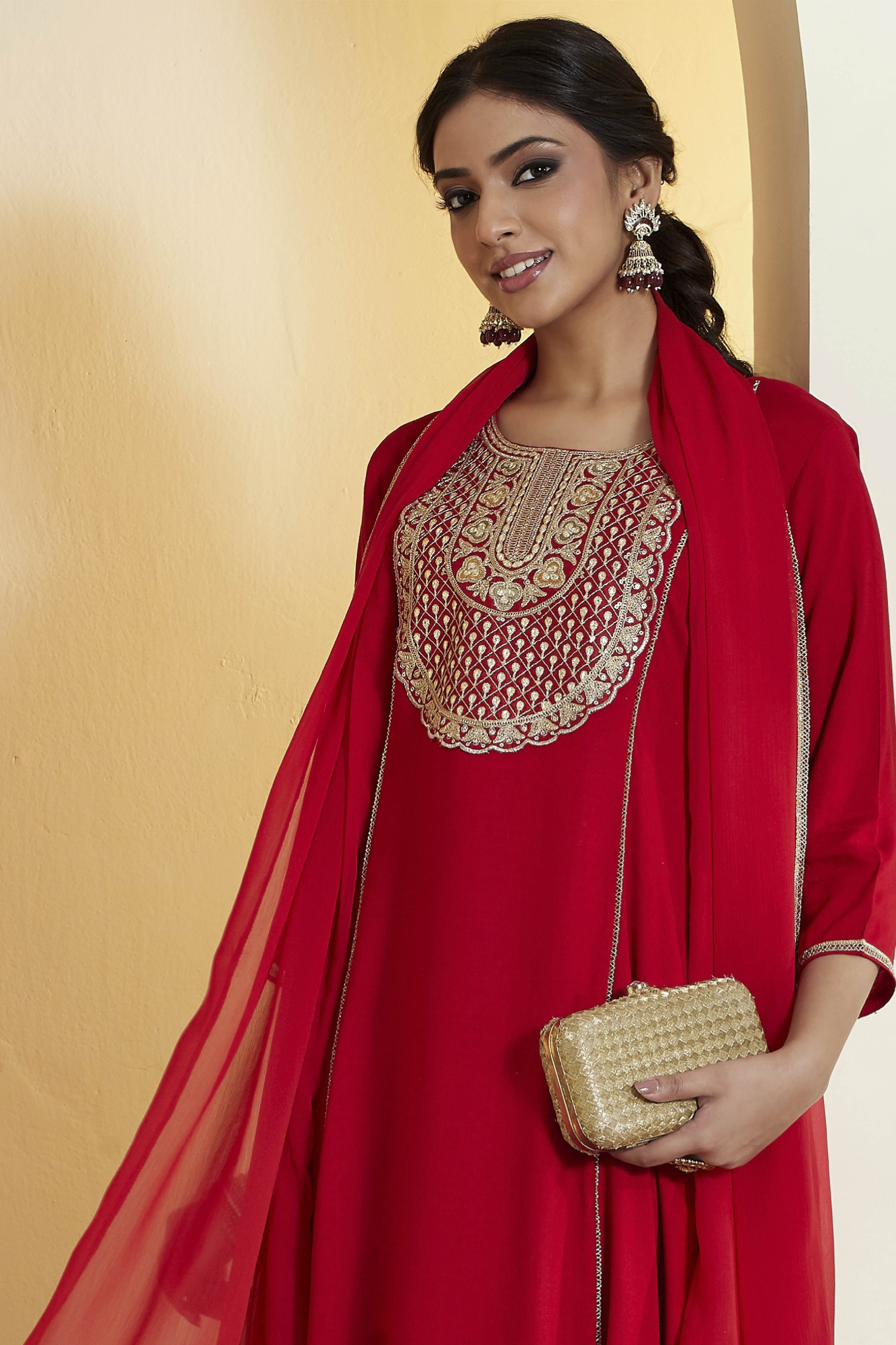 Red Viscose Rayon Solid Suit Set image number 1