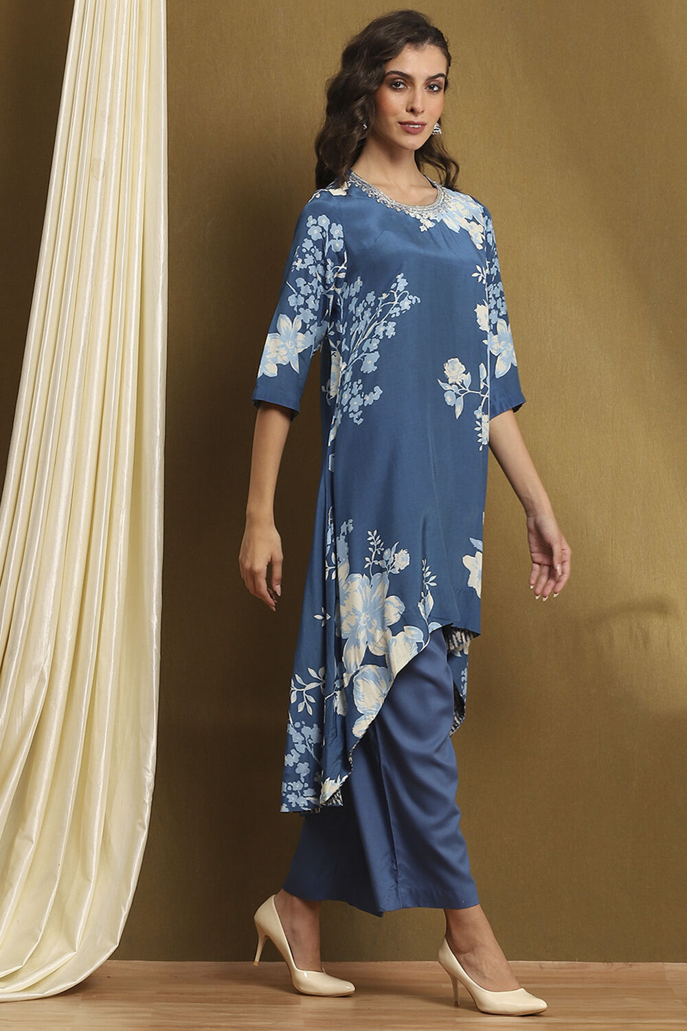 Indigo Modal Floral Printed Asymmetric Kurta Set image number 5