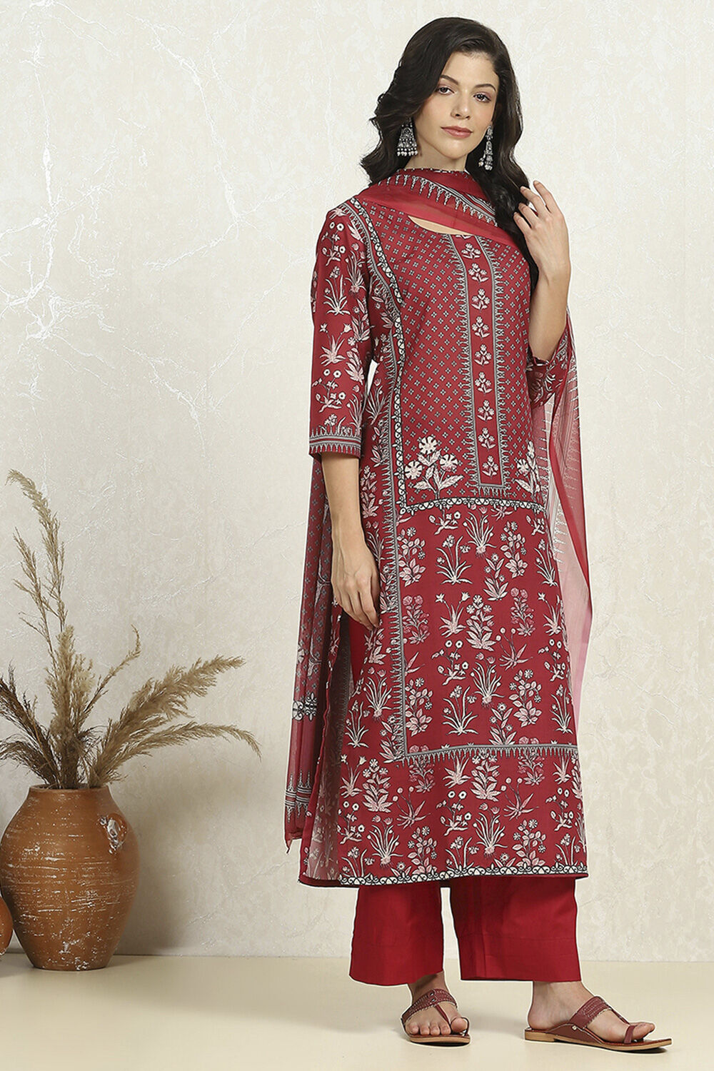 Maroon Cotton Digital Print Unstitched Suit Set image number 6
