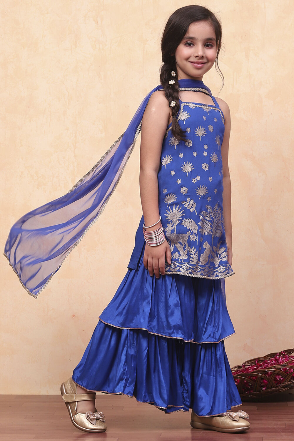 Blue Polyester Straight  Suit Set image number 5