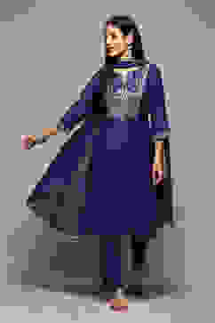 Pink & Purple Poly Cotton Straight Embroidery Kurta Slim Pants Suit Set image number 6