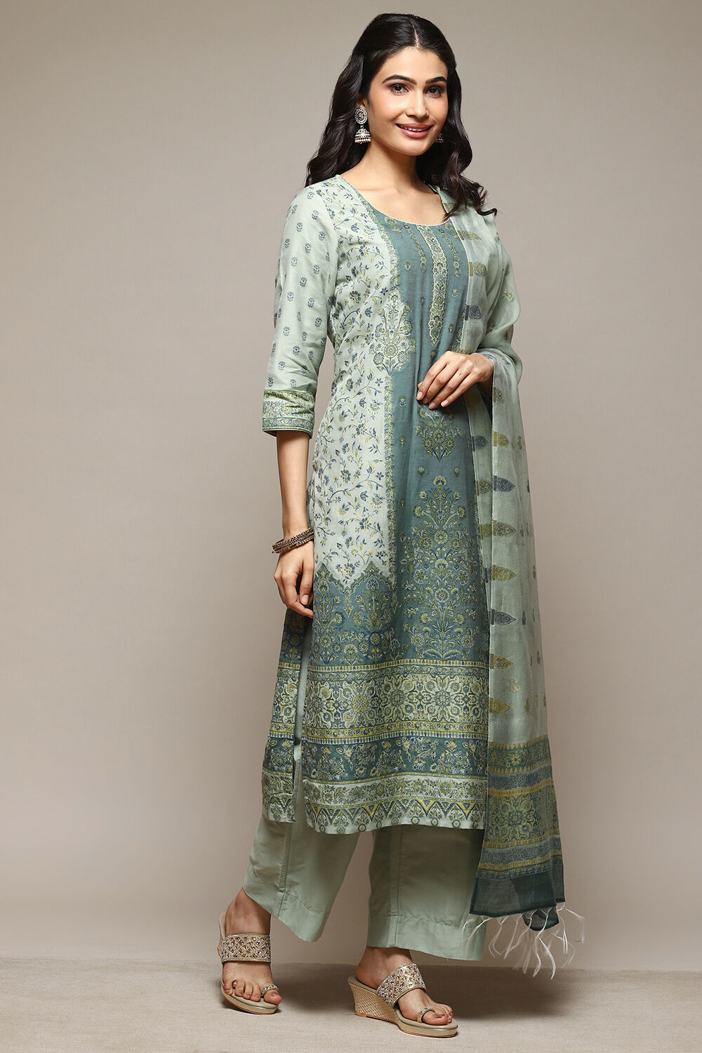 Green Cotton Blend Straight Yarndyed Kurta Suit Set image number 6