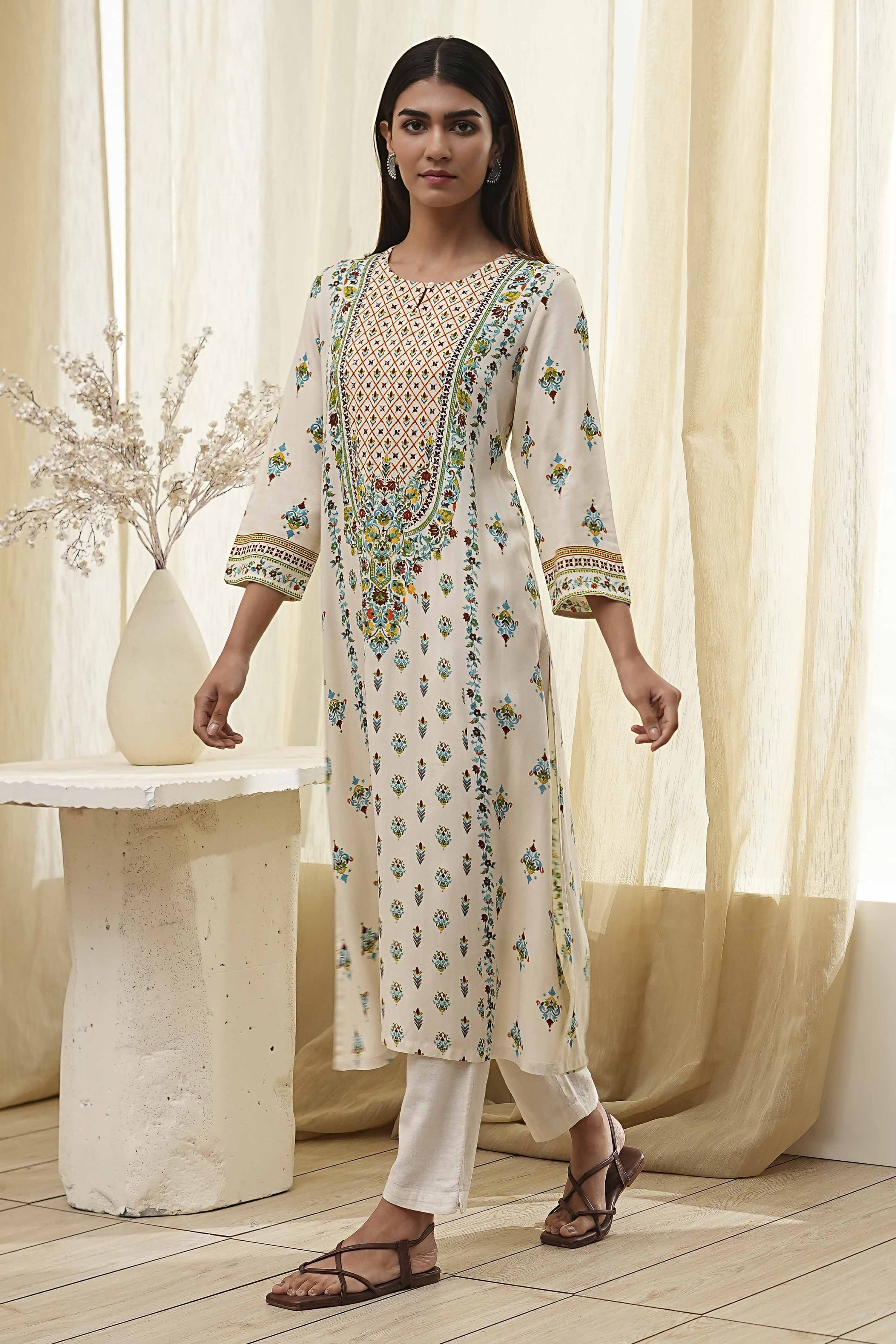 Red Printed Straight Kurta image number 2