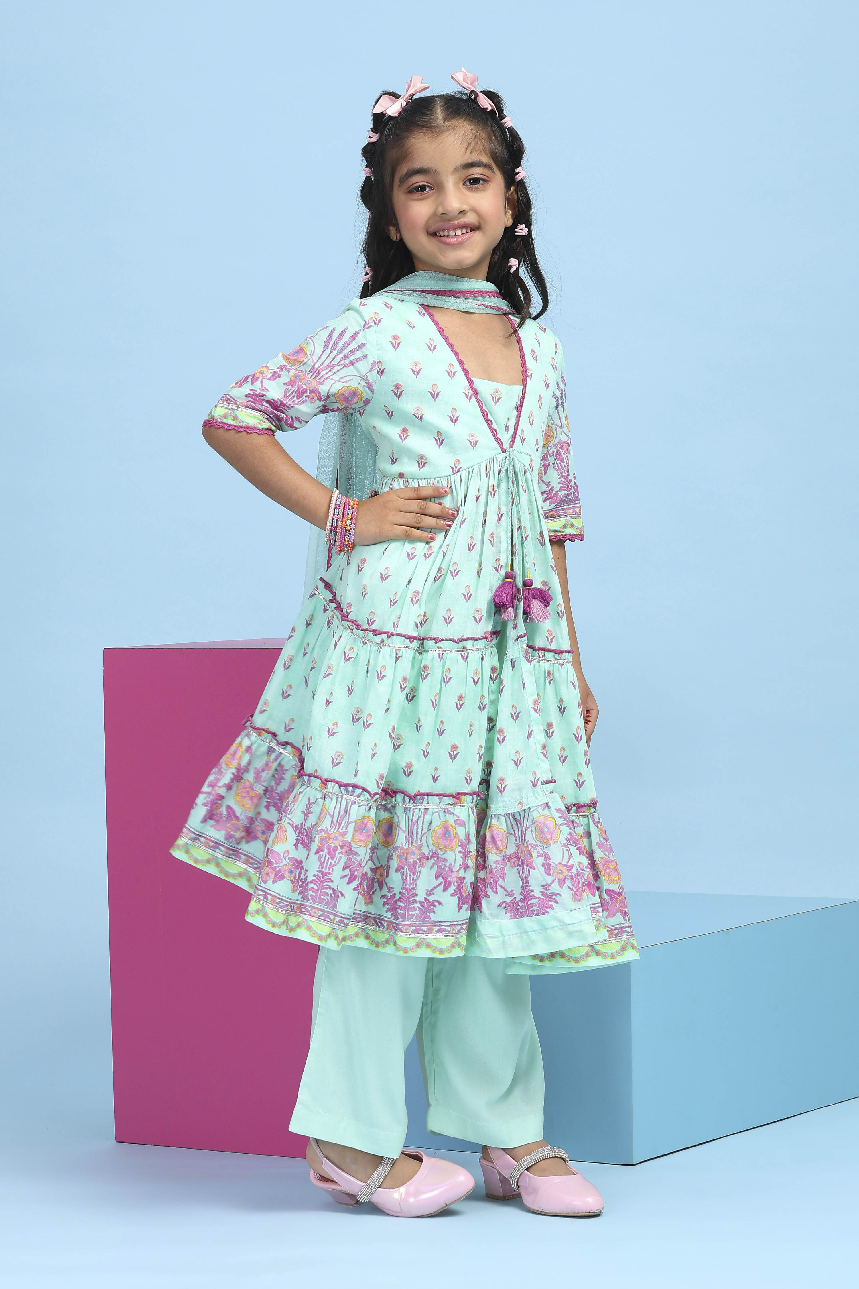 Green Cotton Printed Tiered Suit Set image number 5