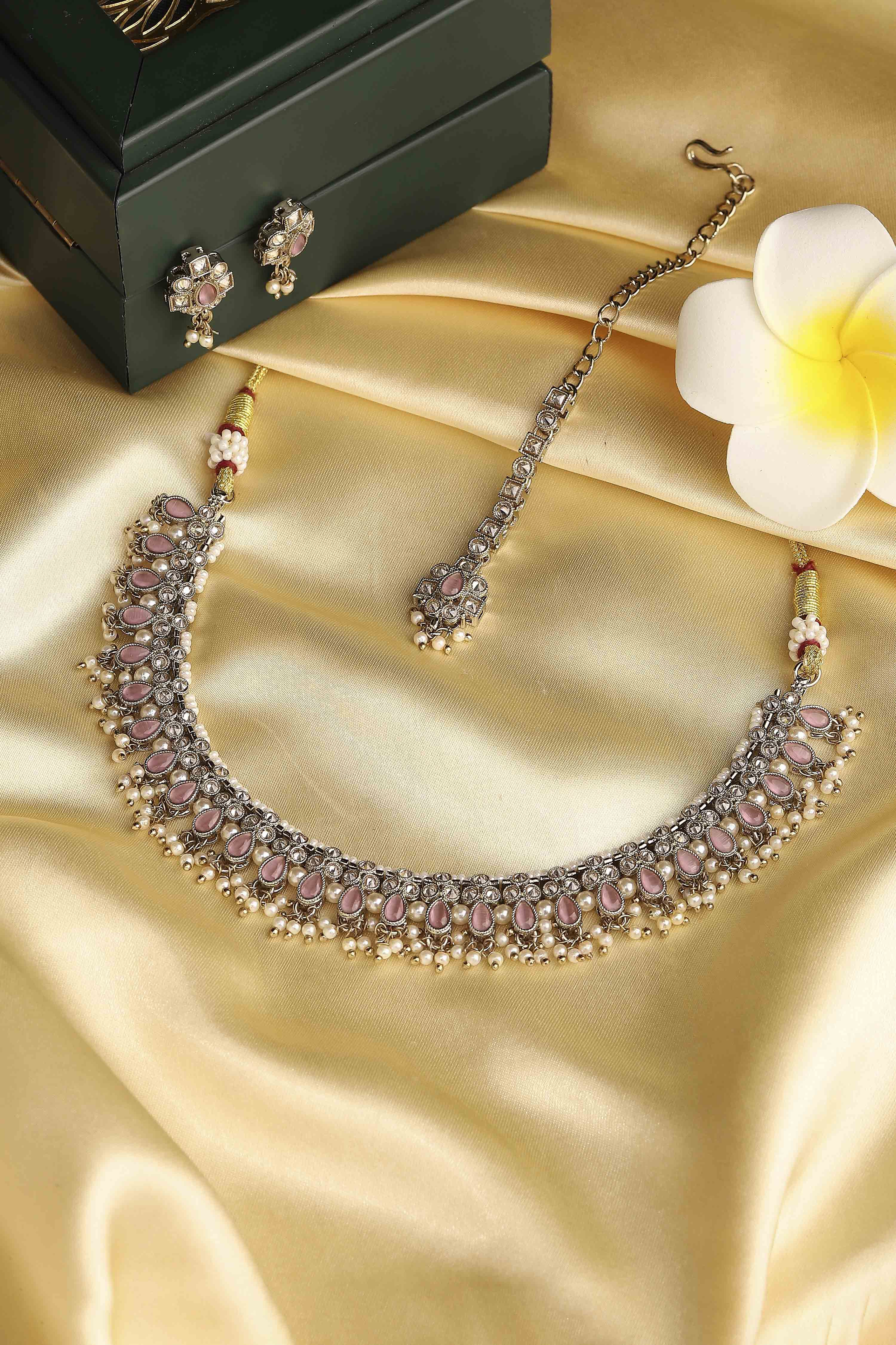 Light Pink Alloy Necklace Set image number 0
