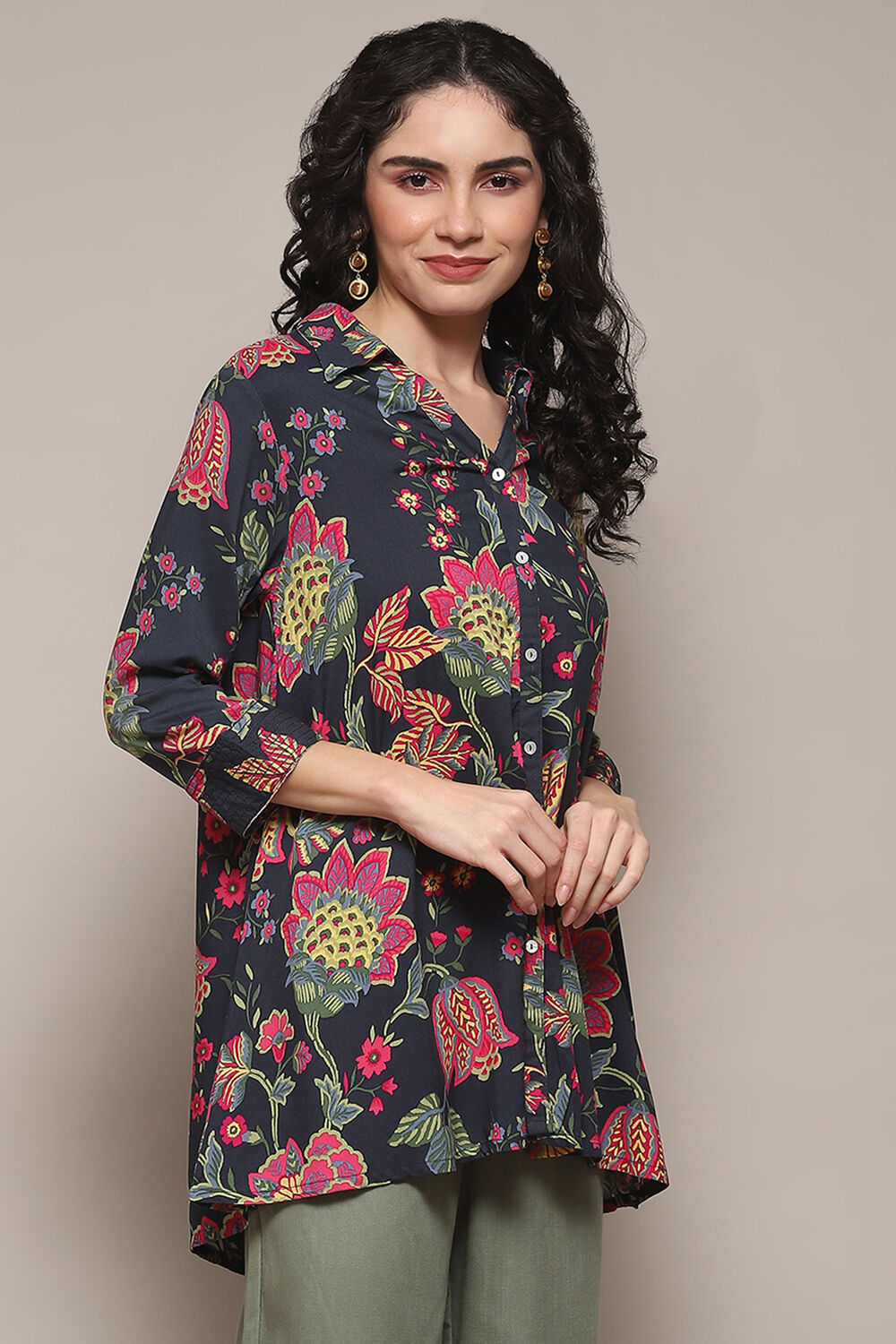 Blue Floral Printed Relaxed Fit Shirt image number 4