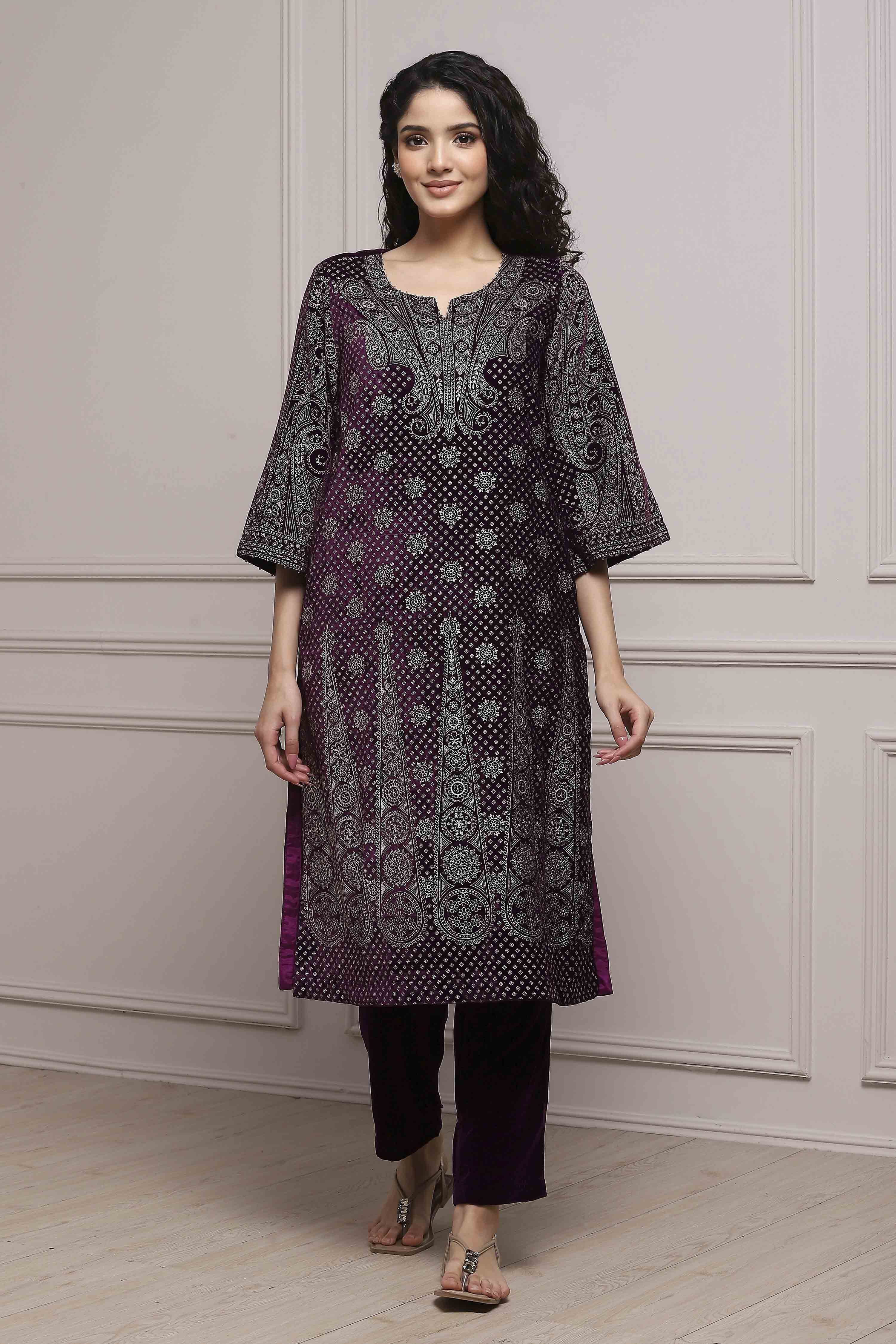 Purple Velvet Straight Winter Kurta Set image number 6