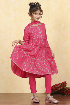 Pink Cotton Tiered Printed Kurta Churidar Set image number 5