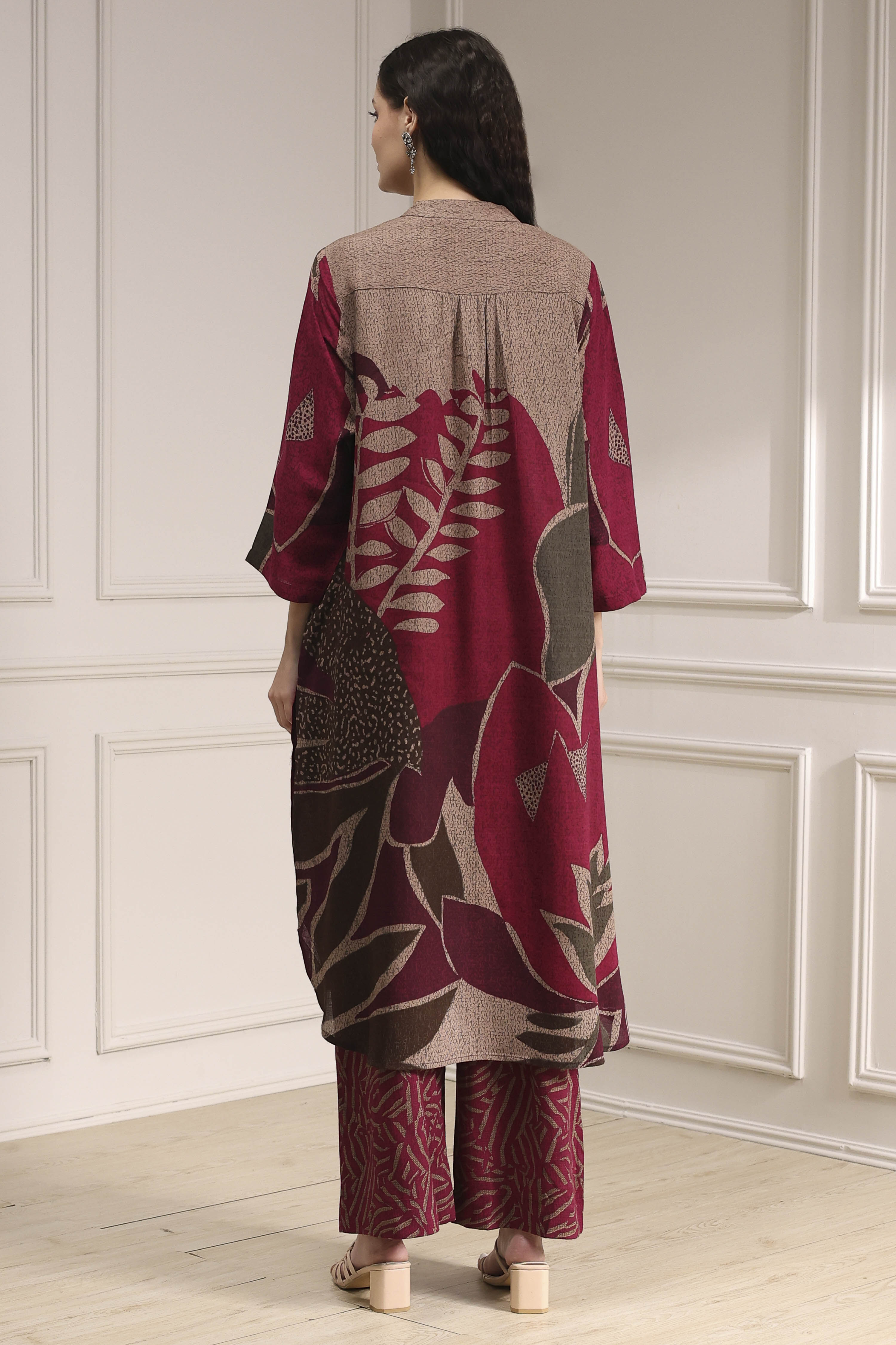 Berry Printed Straight Kurta Set image number 4