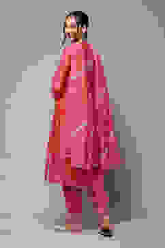 Bright Pink Cotton Blend Layered Kurta Salwar Suit Set image number 5