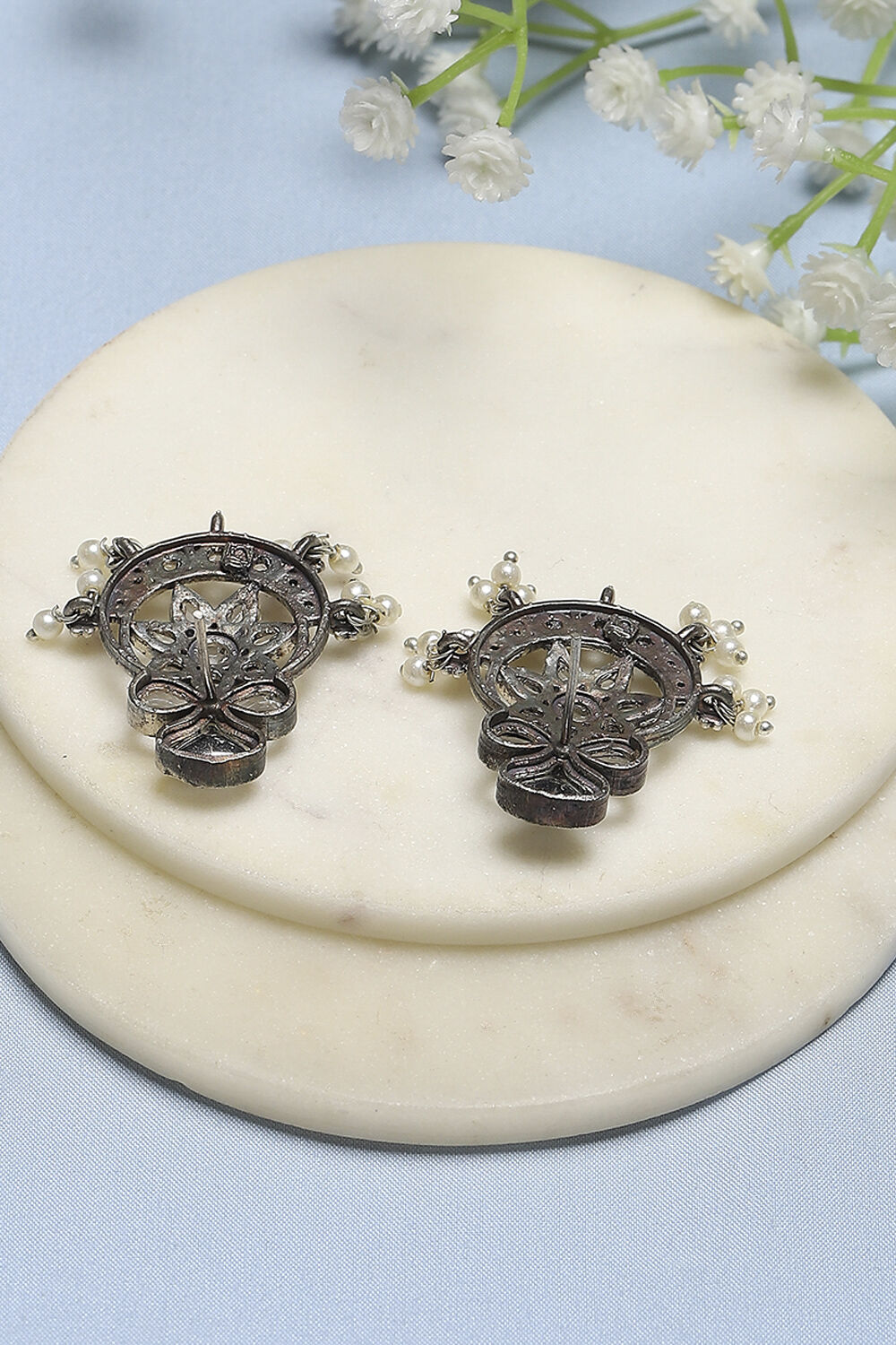 White Brass Drop & Danglers image number 2