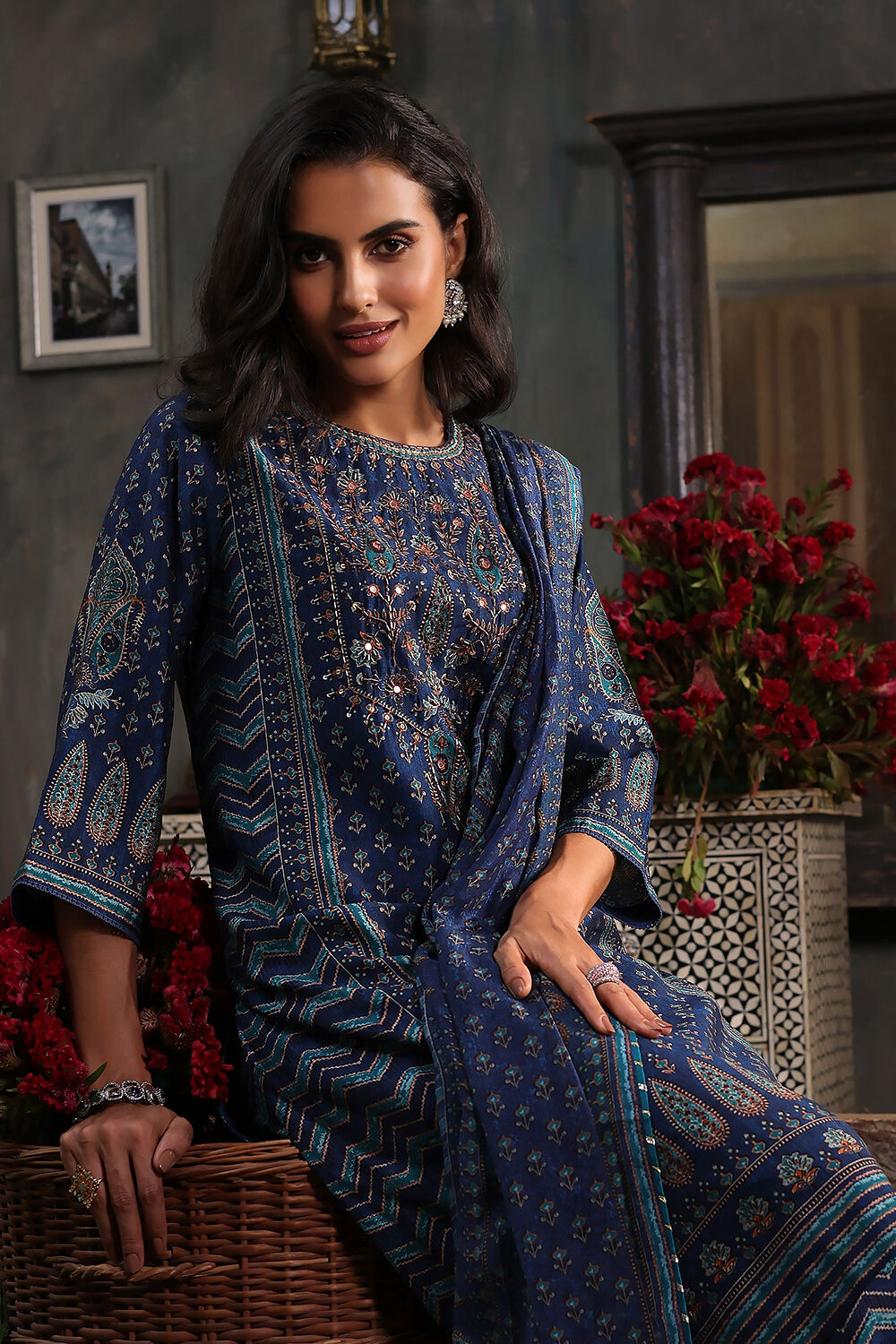 Blue Printed Straight Suit Set image number 1