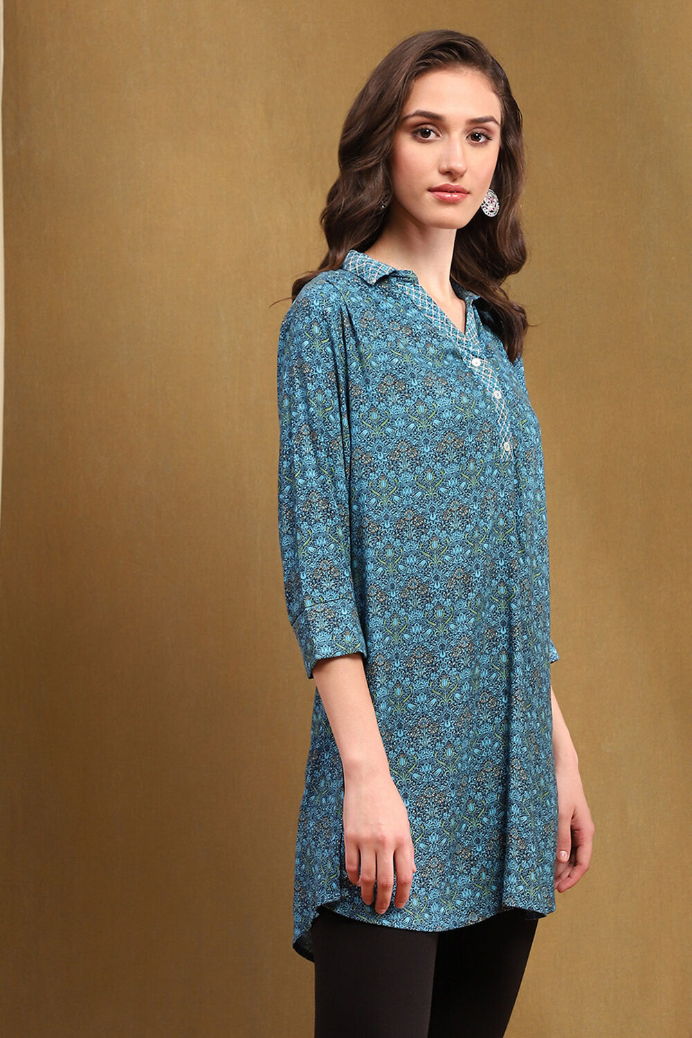 Blue Floral Printed Straight Kurti image number 4