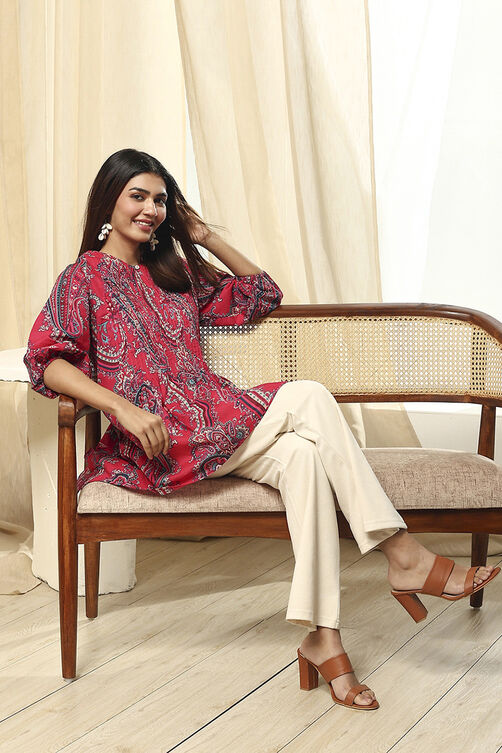 Magenta Cotton Printed A-Line Short Kurta image number 5