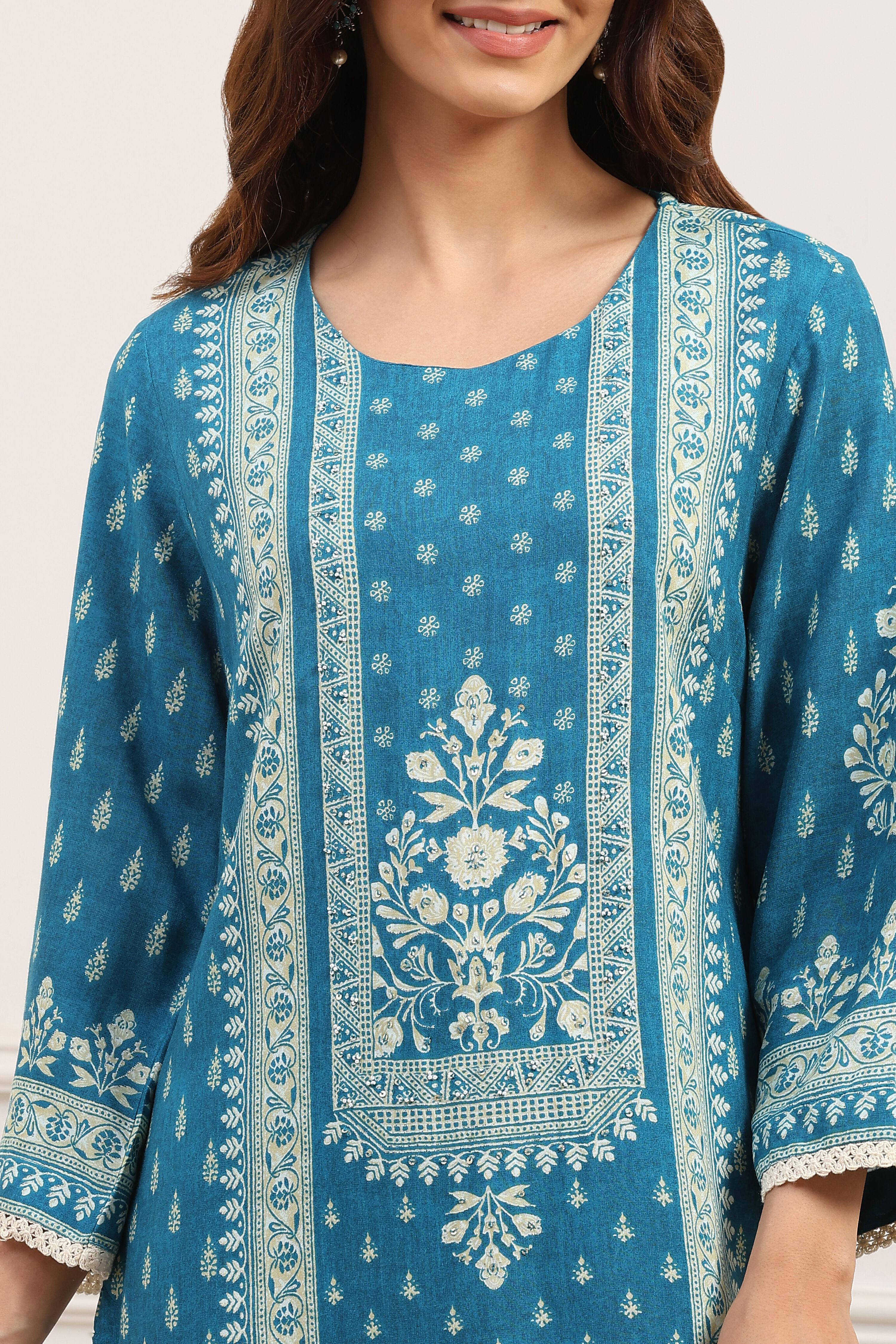 Black Viscose Rayon Ethnic Motif Printed Straight Kurta image number 1
