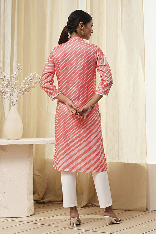 Coral Polyester Straight Kurta image number 3