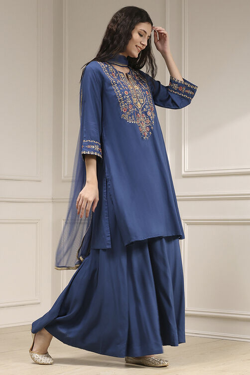 Navy Blue Embroidered Straight Suit Set image number 5