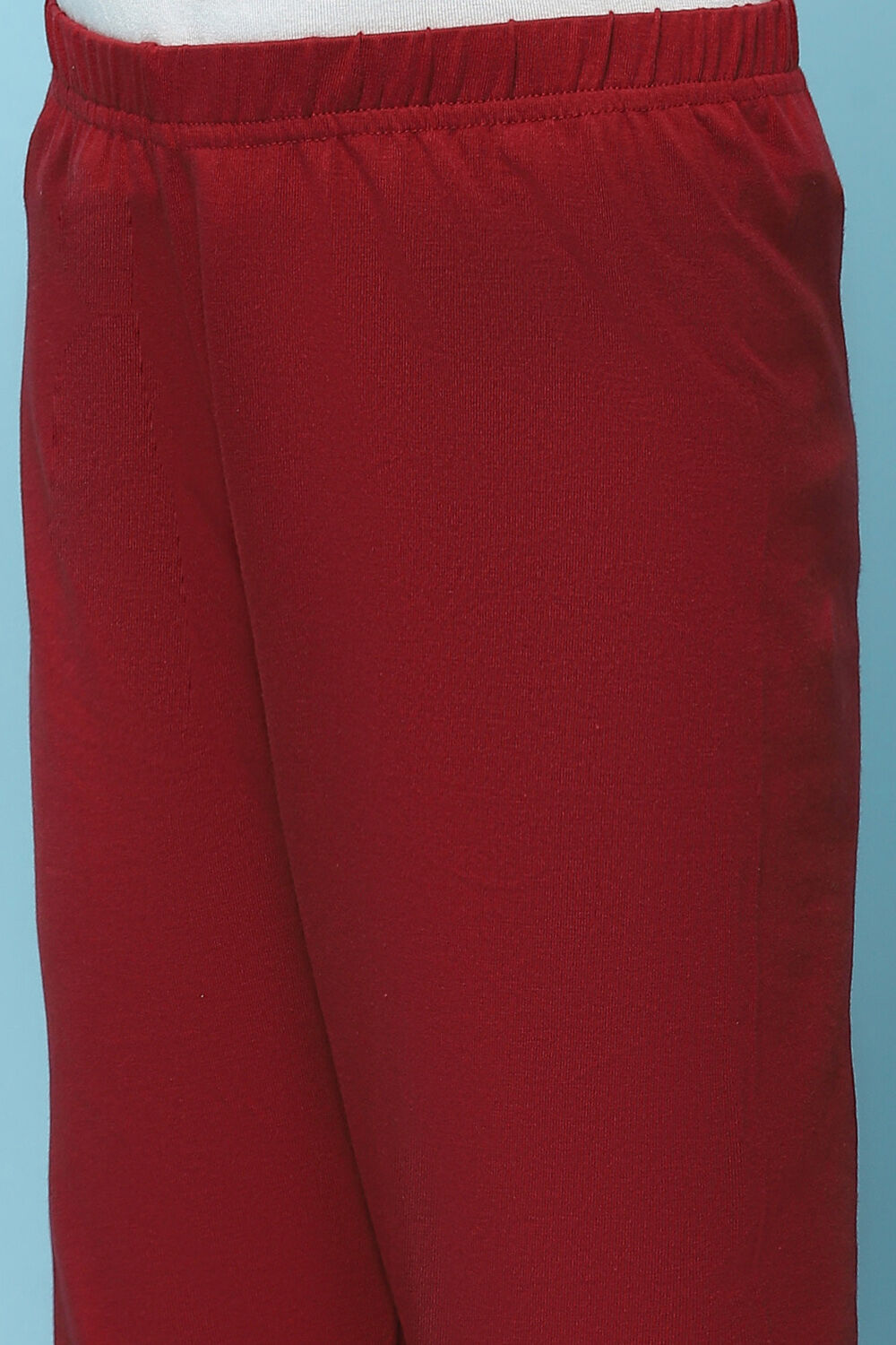 Fuchsia Cotton Lycra Regular Fit Capri image number 1
