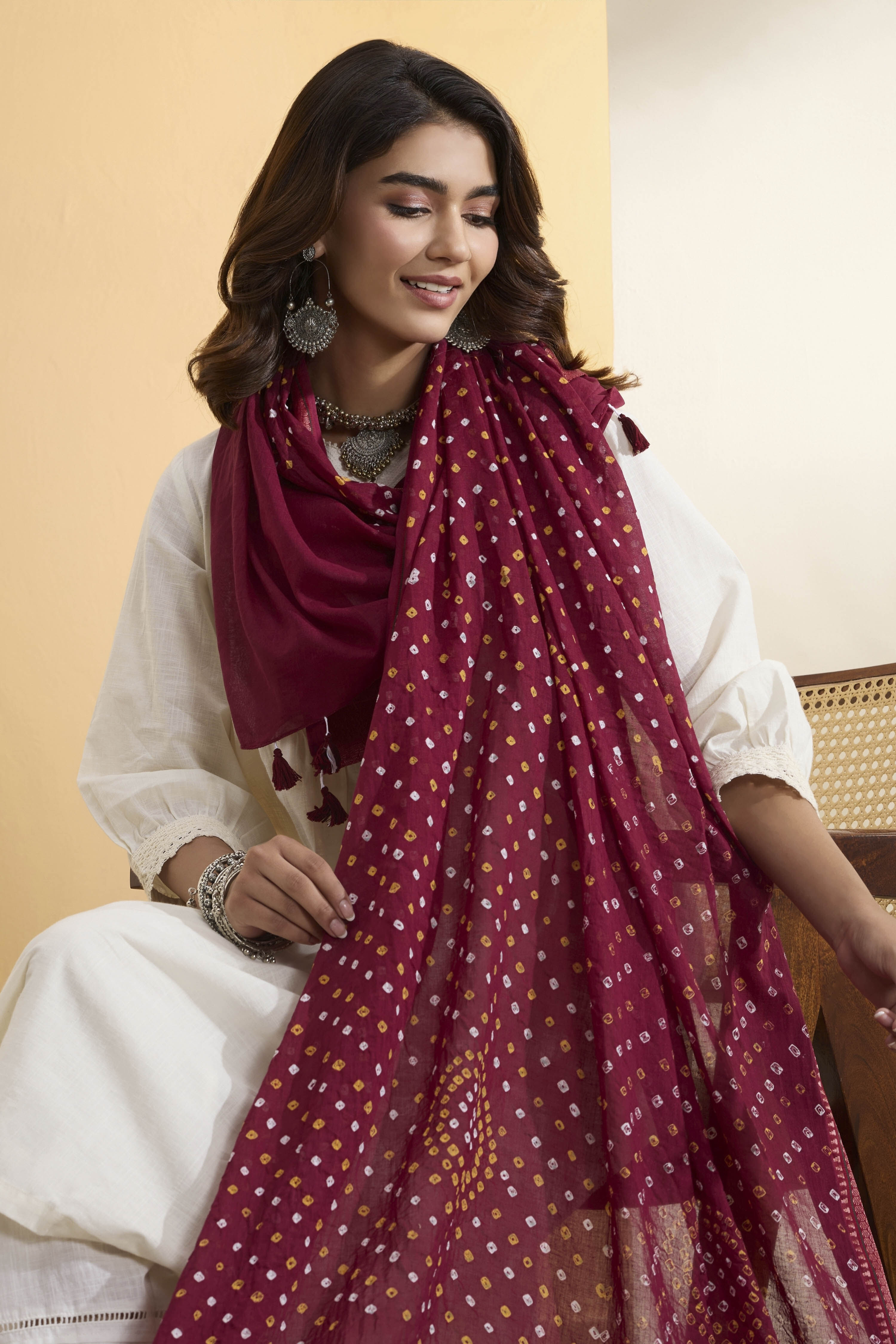 Maroon Cotton Bandhani Print Dupatta image number 1