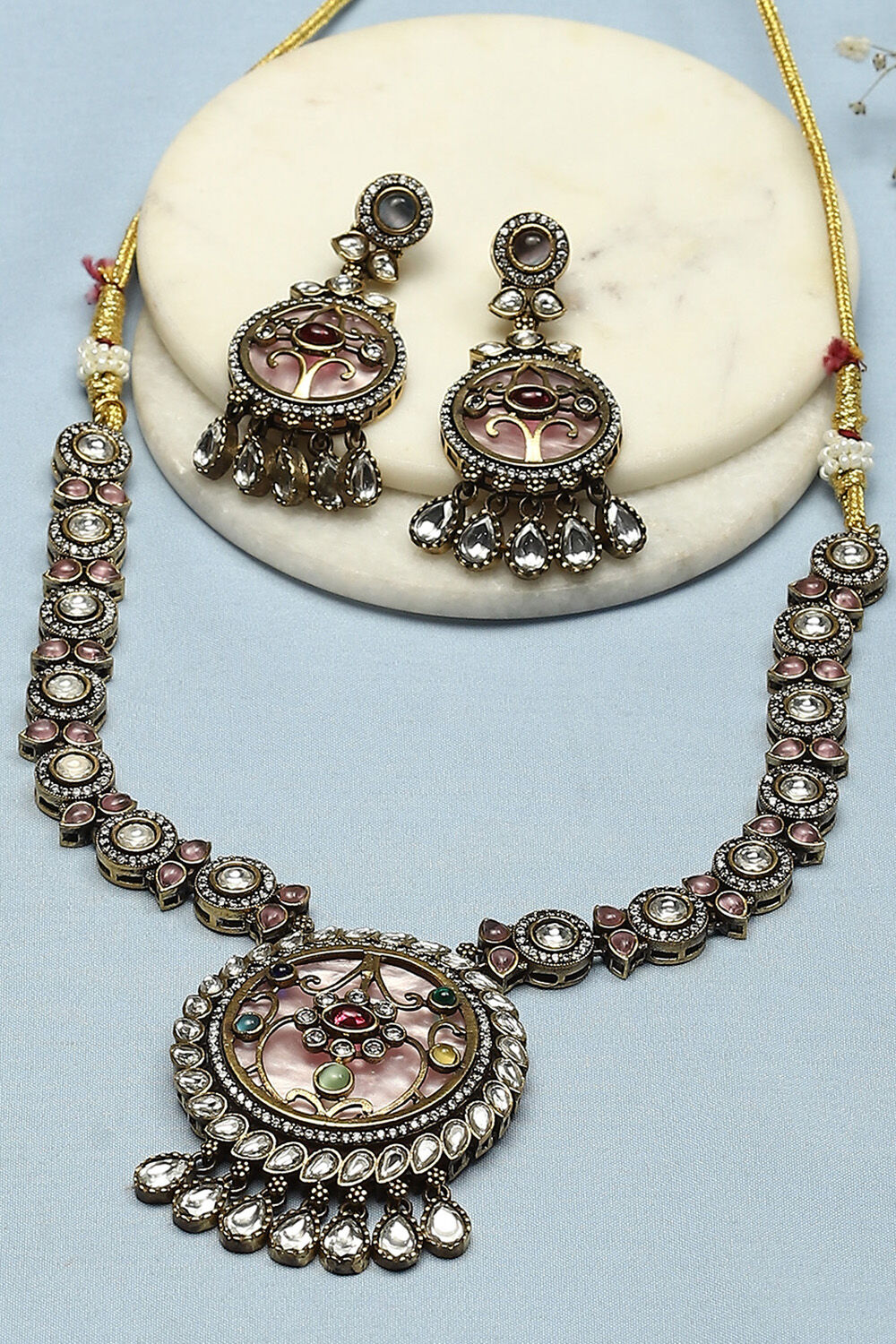 Light Pink Brass Necklace Set image number 4