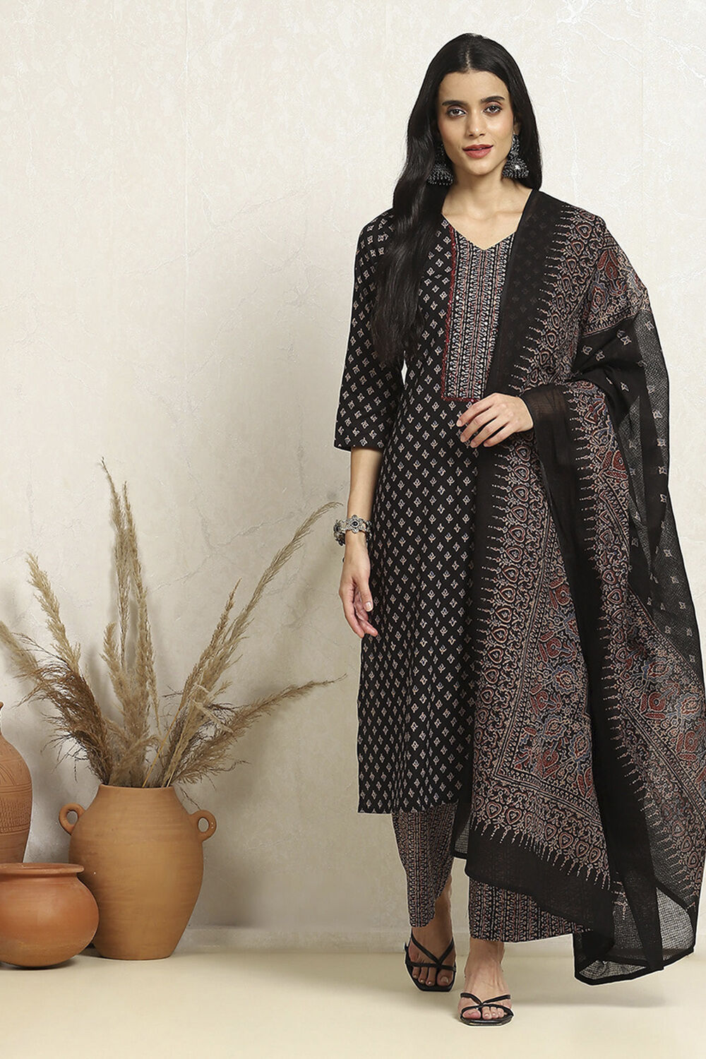 Blue Cotton Floral Printed Unstitched Suit Set image number 1