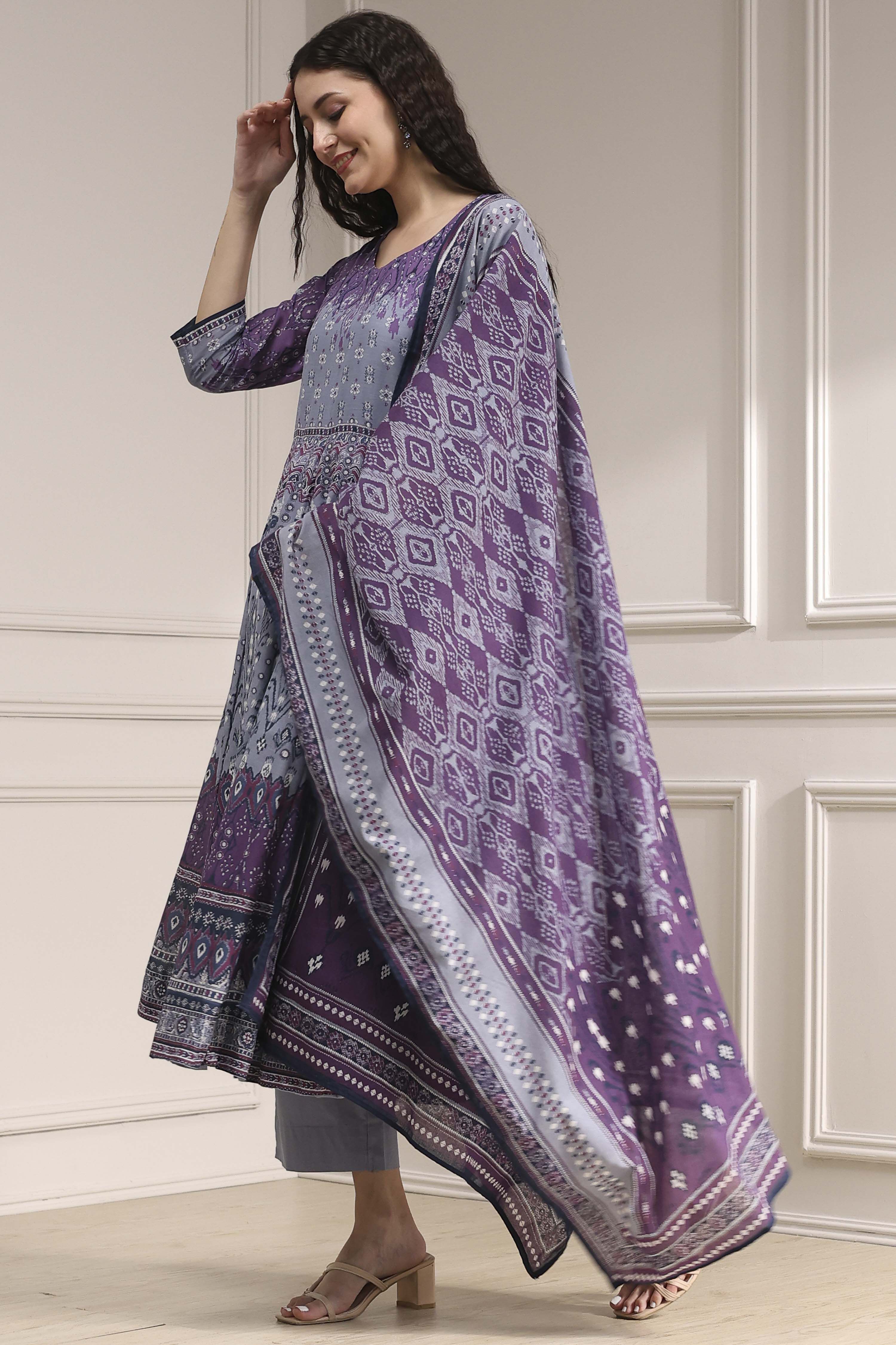 Lilac Cotton Printed Anarkali Suit Set image number 3
