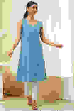 Blue Printed Pleated A-Line Kurta image number 6