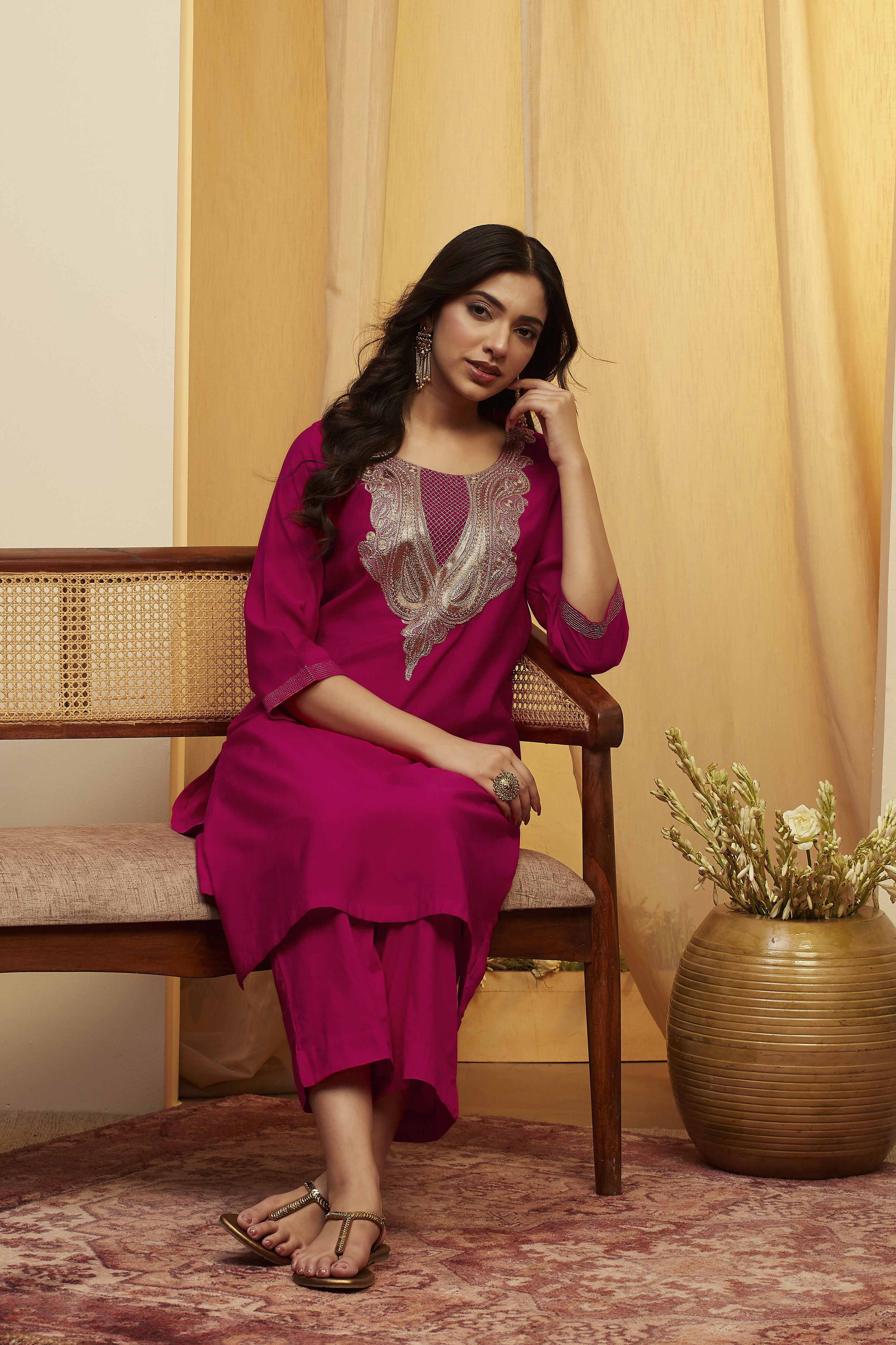Pink Embellished Yoke Straight Kurta image number 0