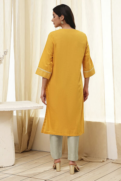 Ochre Yellow Cotton Solid Straight Kurta image number 3