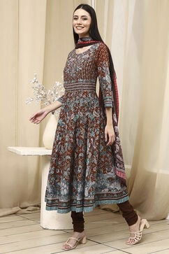 Brown Cotton Fitted Suit Set image number 3