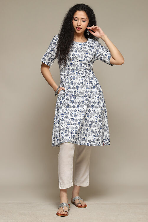 Coral Red Rayon Straight Printed Kurta image number 0