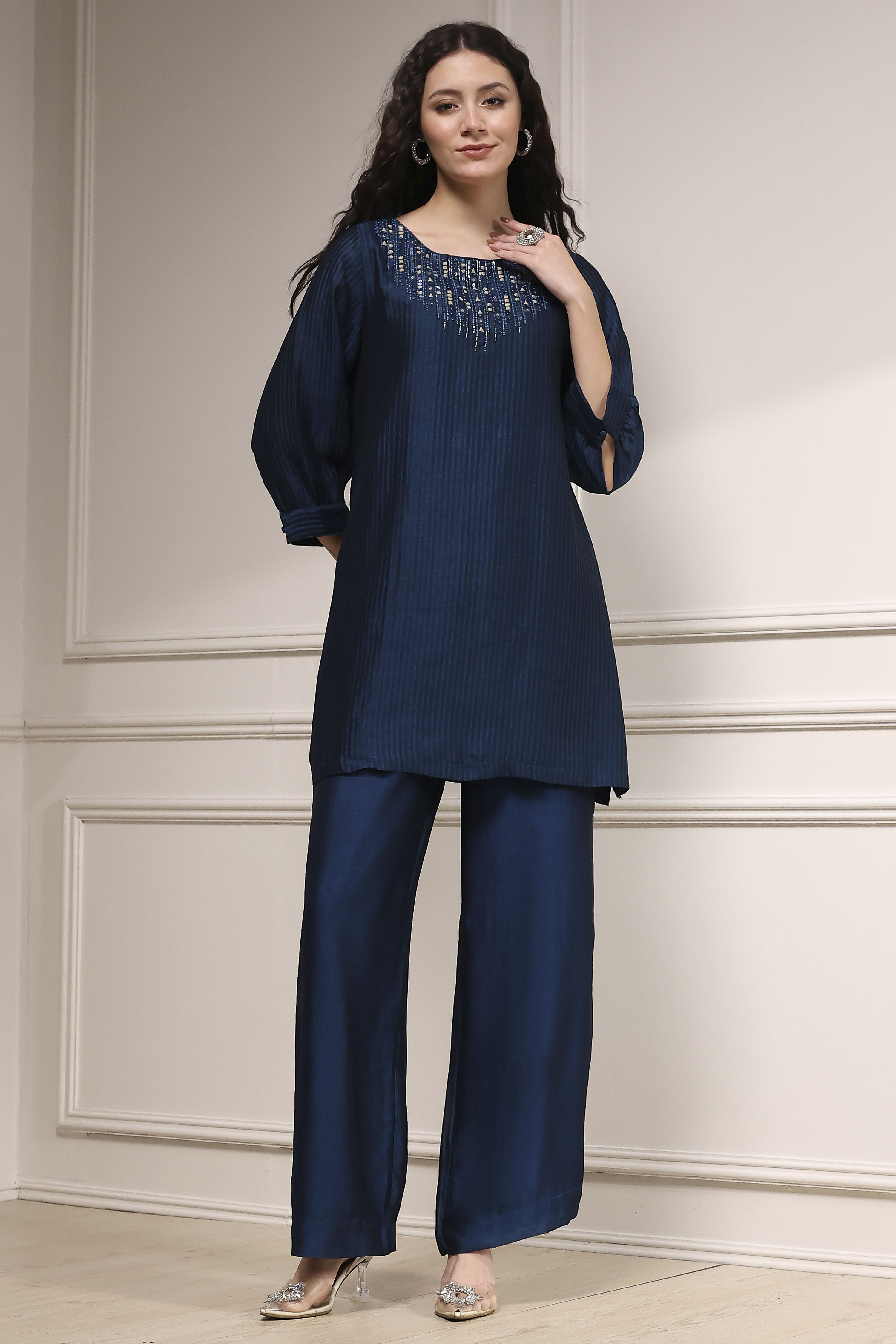 Blue Self-Designed Straight Kurta Set image number 6