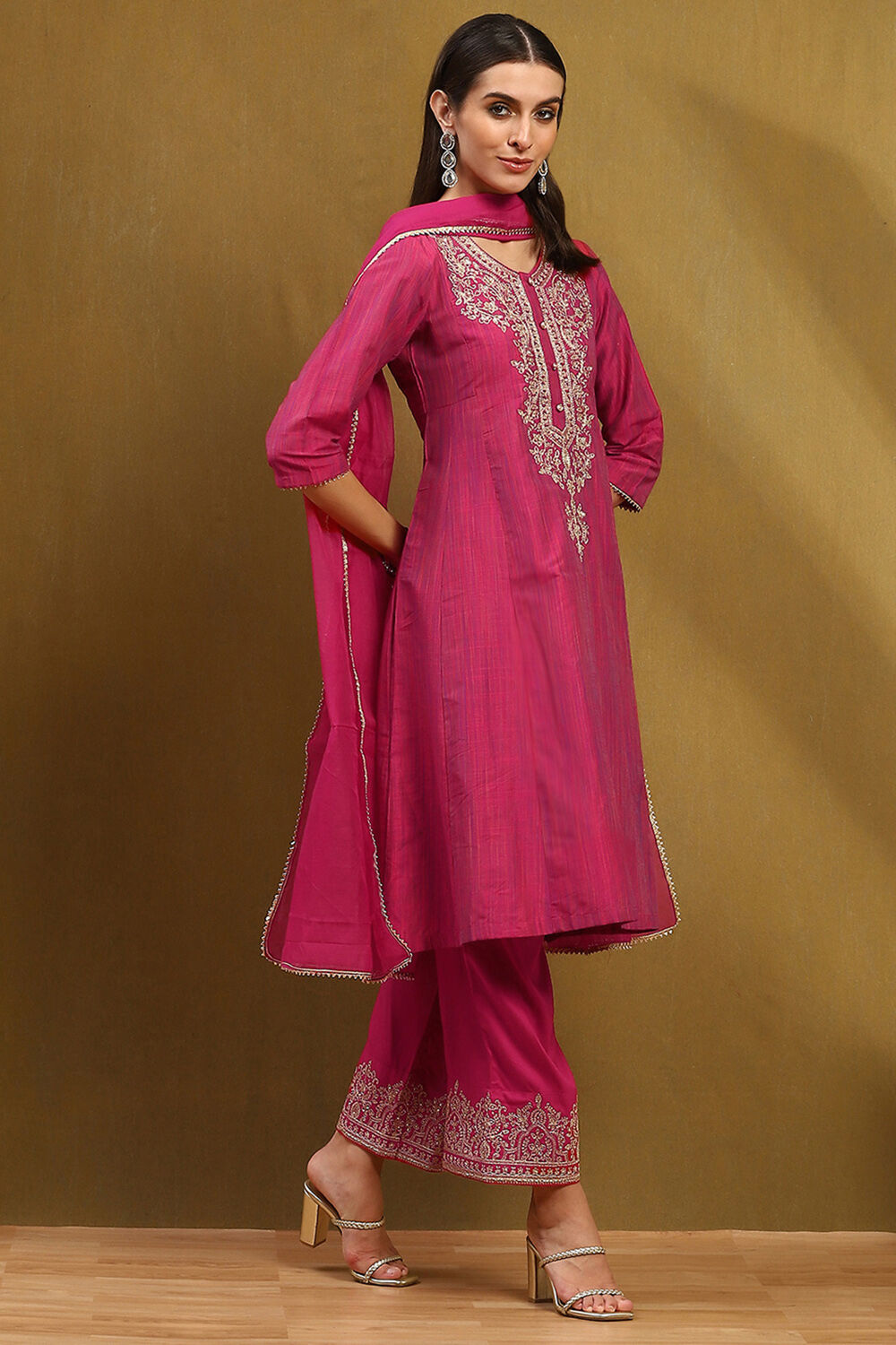 Pink Cotton Embroidered Kalidar Suit Set image number 4