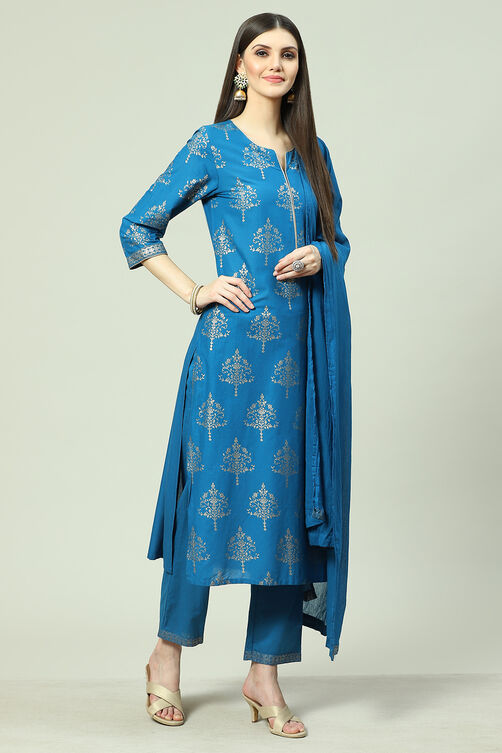Magenta Floral Foil Printed Straight Suit Set image number 0