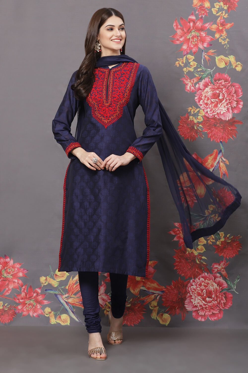 Blue Silk Straight Embroidered Suit Set image number 2