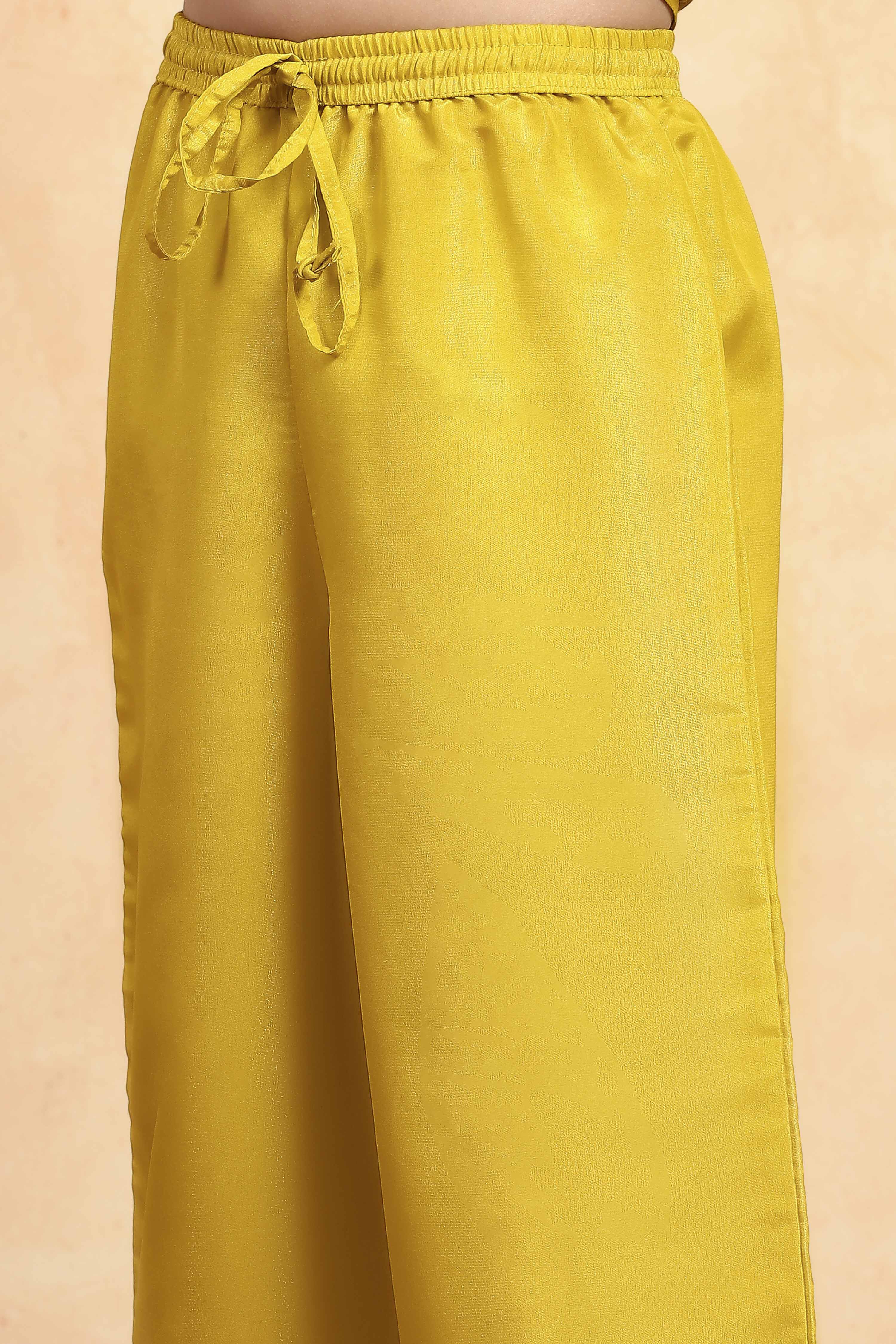 Yellow Polyester Dyed Gathered Kurta Pants Set image number 2