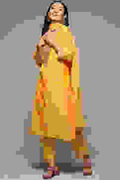 Yellow Cotton Blend Straight Kurta Pants Suit Set image number 7