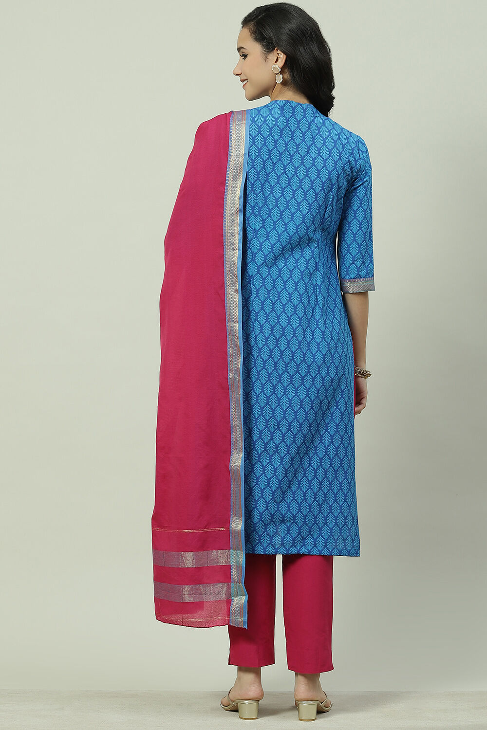 Blue Cotton Unstitched Suit Set image number 4