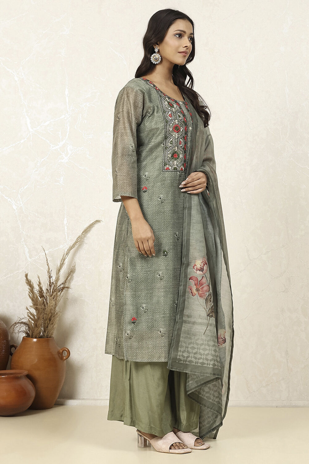 Green Chanderi Hand Embroidered Unstitched Suit Set image number 6