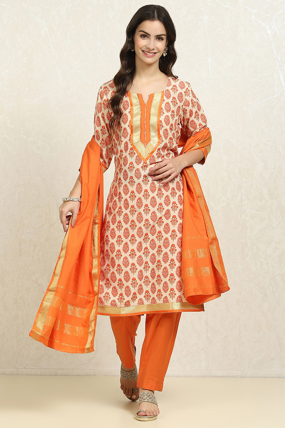 Light Green Cotton Handloom Unstitched Suit Set image number 7