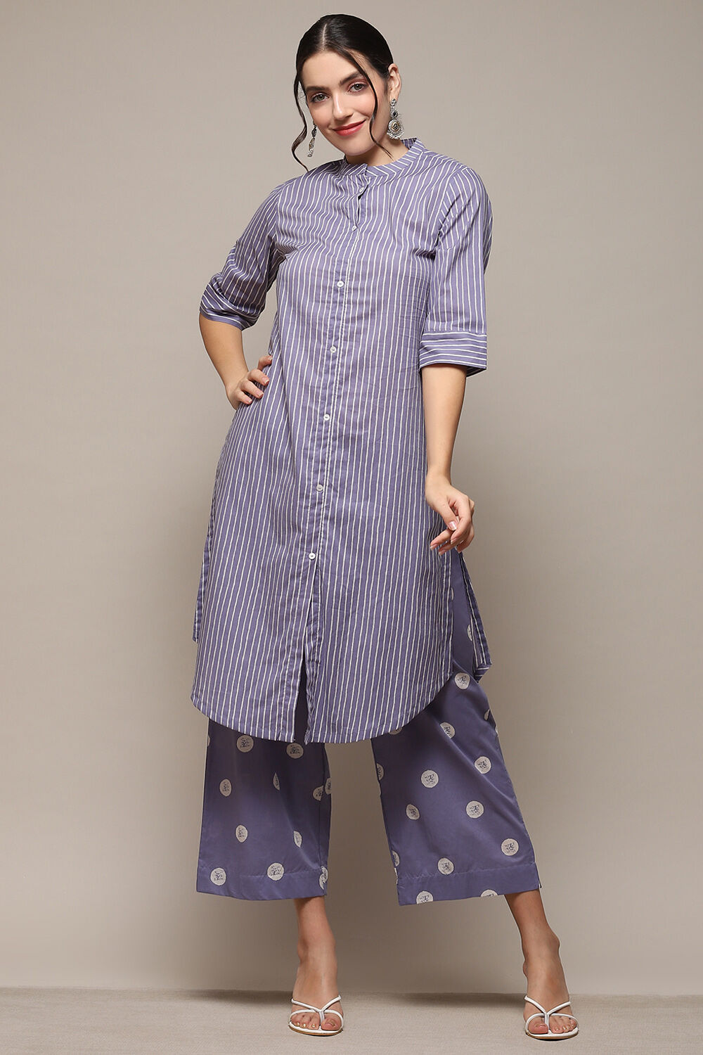 Grey Cambric Narrow Kurta Pant Suit Set image number 0