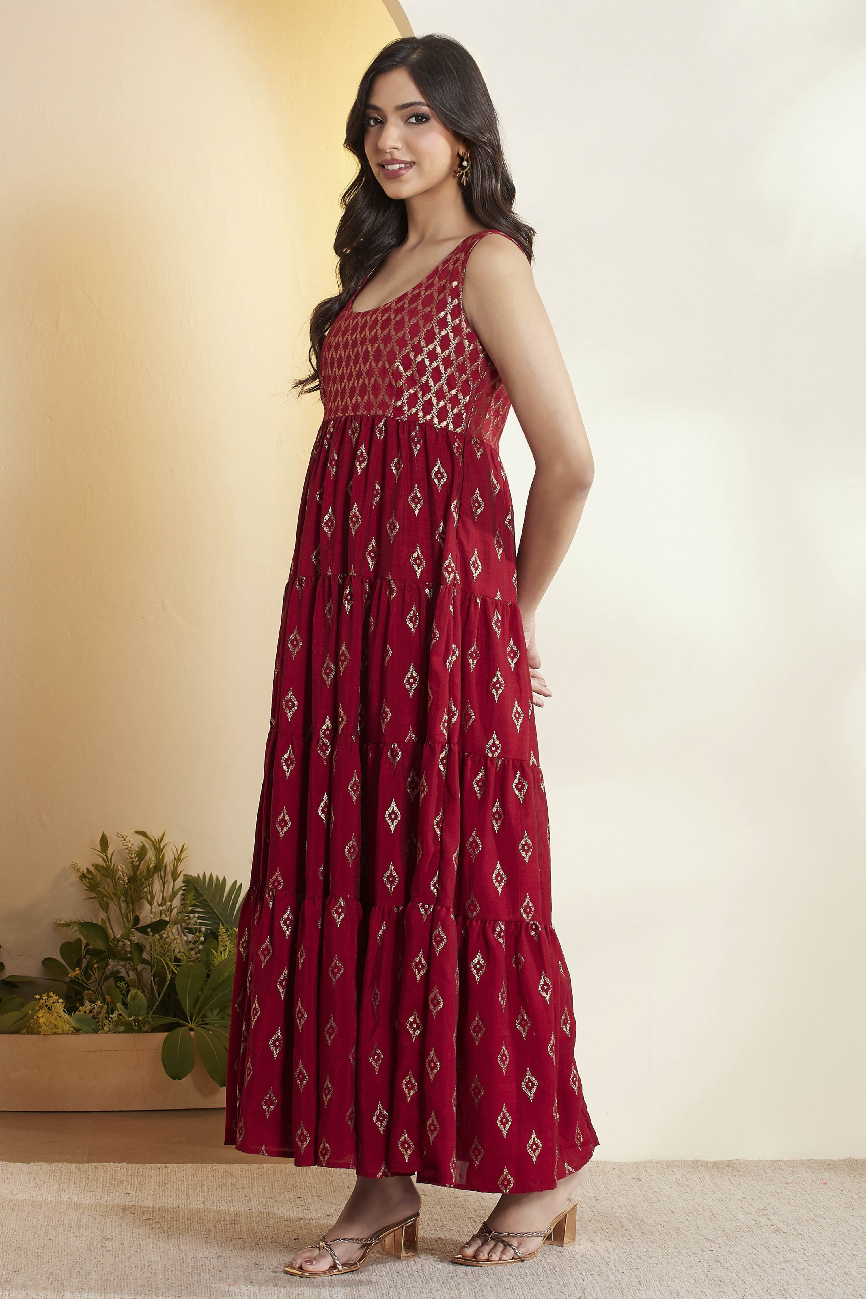 Red Printed Tiered Maxi Dress image number 3