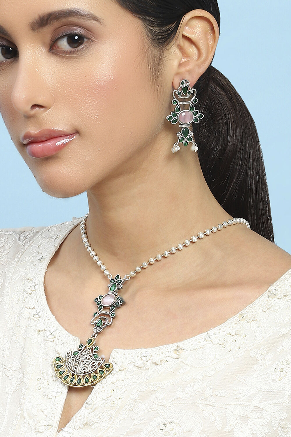 Green Brass Necklace Set image number 1