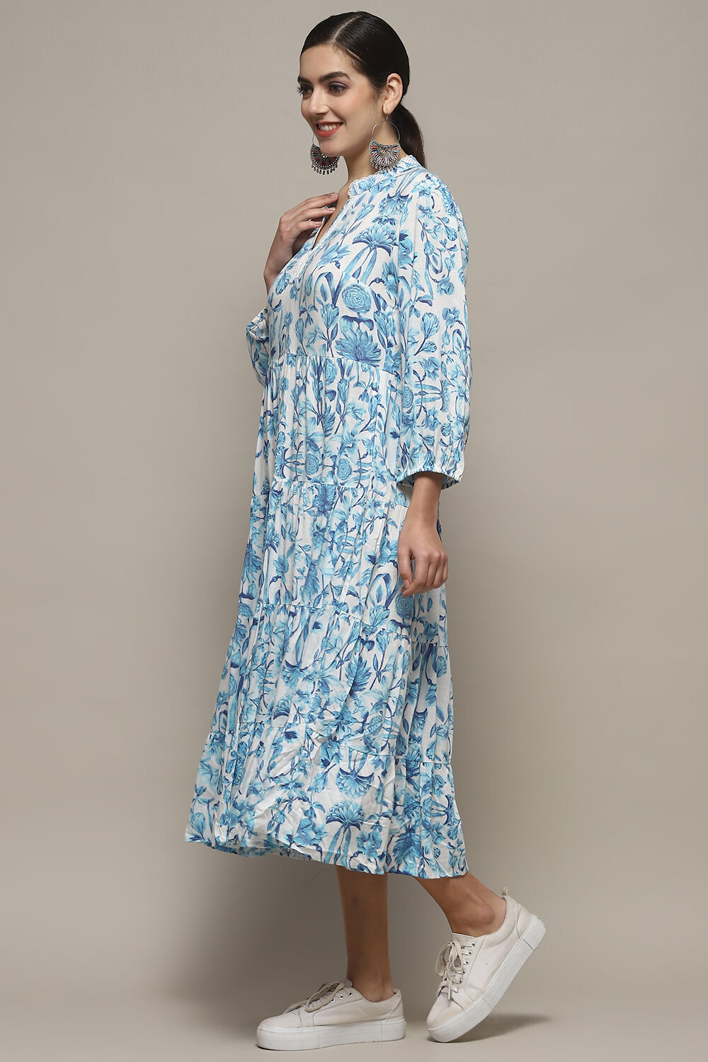 White and Blue Cotton Floral Tiered Dress image number 2