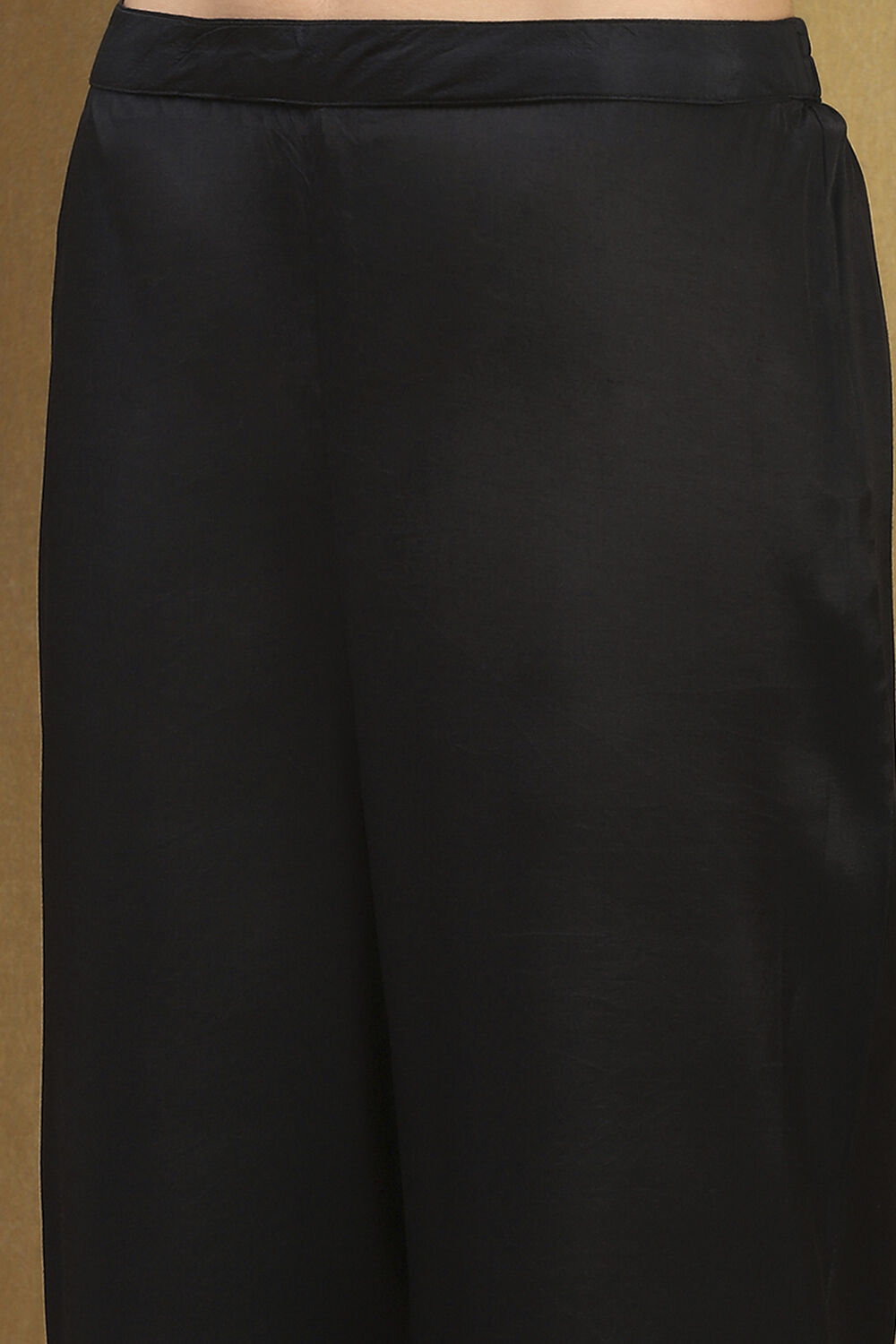 Black Viscose Blend Floral Yarn Dyed Straight Suit Set image number 2