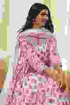 Off-White and Pink Cotton Floral Tiered Suit Set image number 7