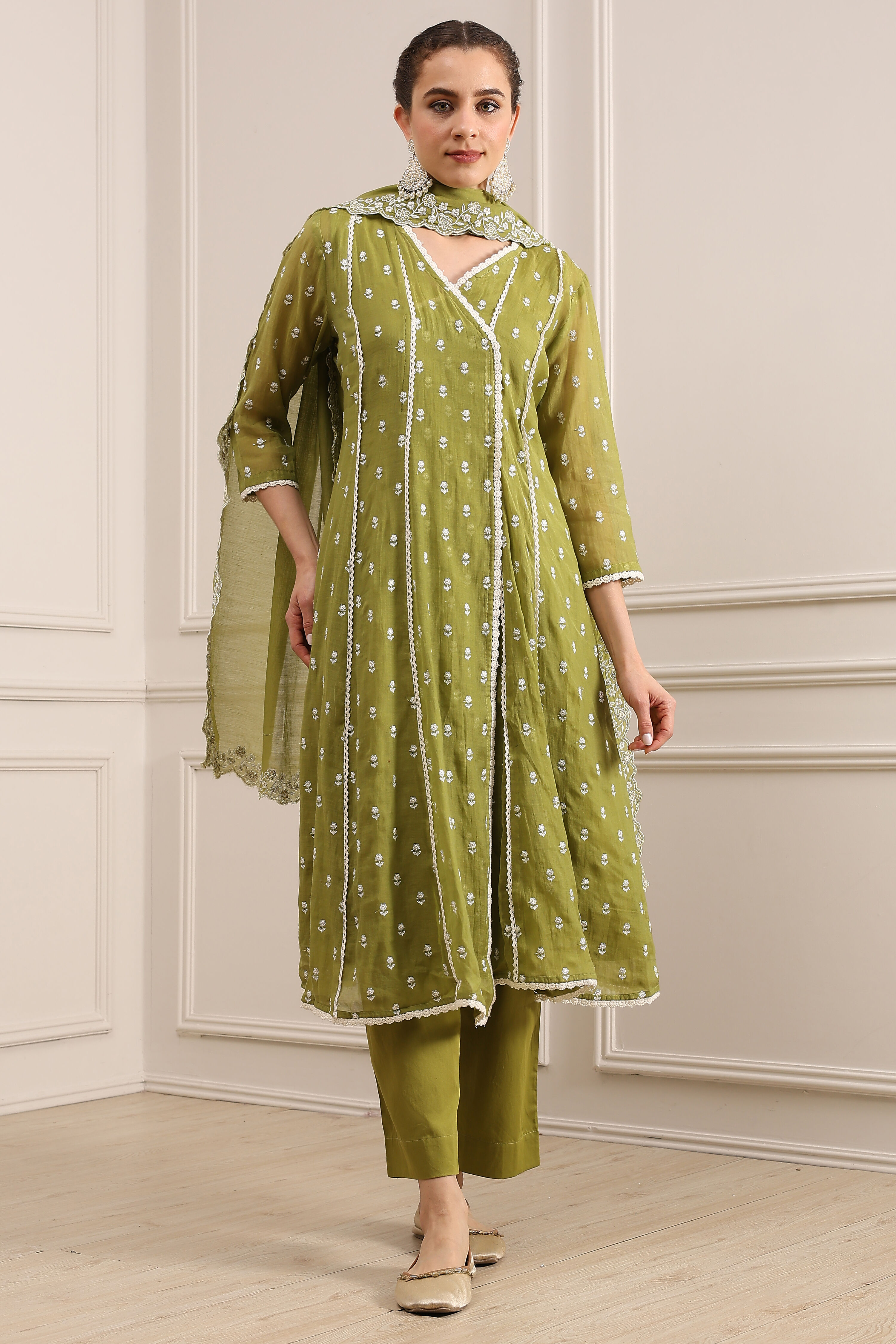 Mehndi Green Chanderi Embroidered Kalidar Suit Set image number 4