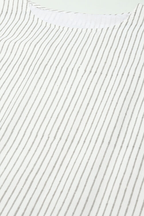 Maroon White Muslin Unstitched Suit set image number 2
