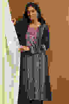 Purple Polyester Blend Straight Kurta Pants Set image number 7